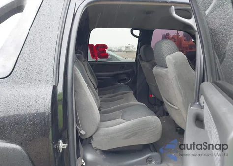 2004 Chevrolet Avalanche 1500 from USA, damaged, VIN 3GNEC12T94G233331